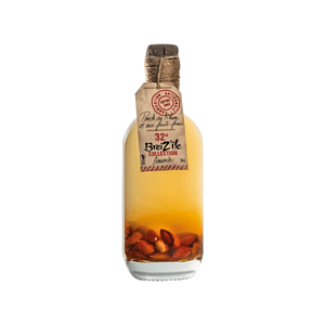 Punch au rhum arrangé saveur amande.